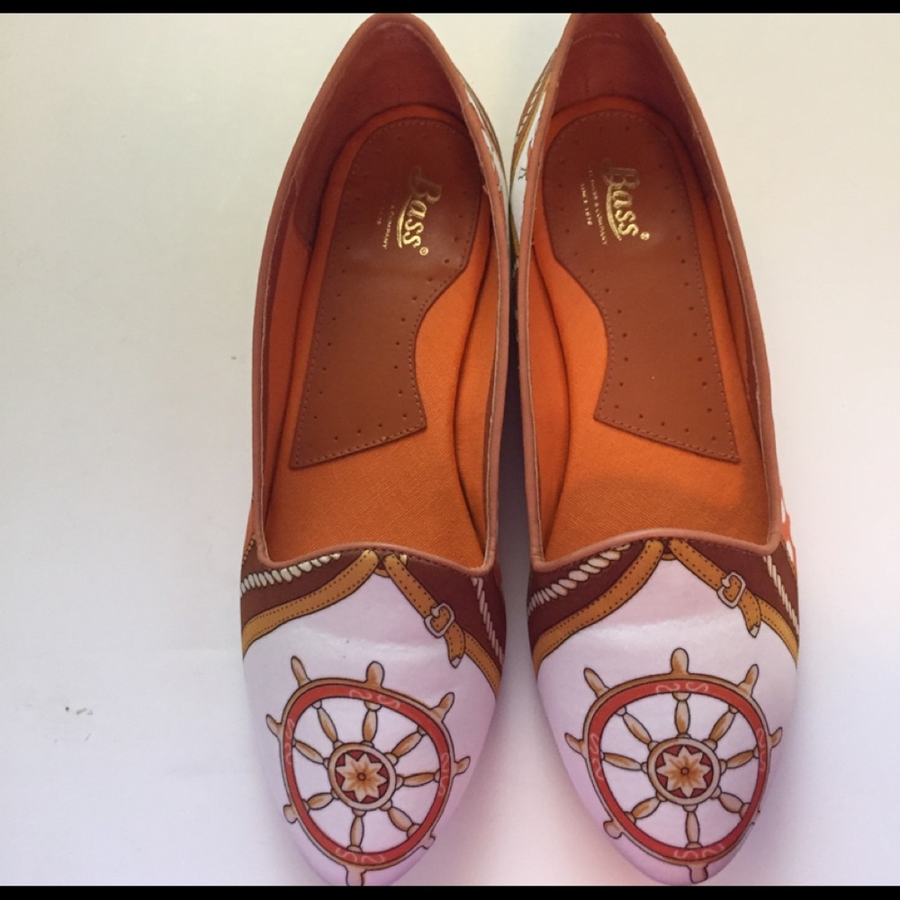 Printed FabricTuxedo Flats Nautical Pattern 7.5 B